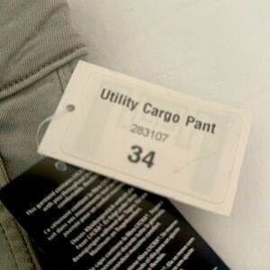 Brand new LulaRoe Cargo pants. I’ve never even tried these on